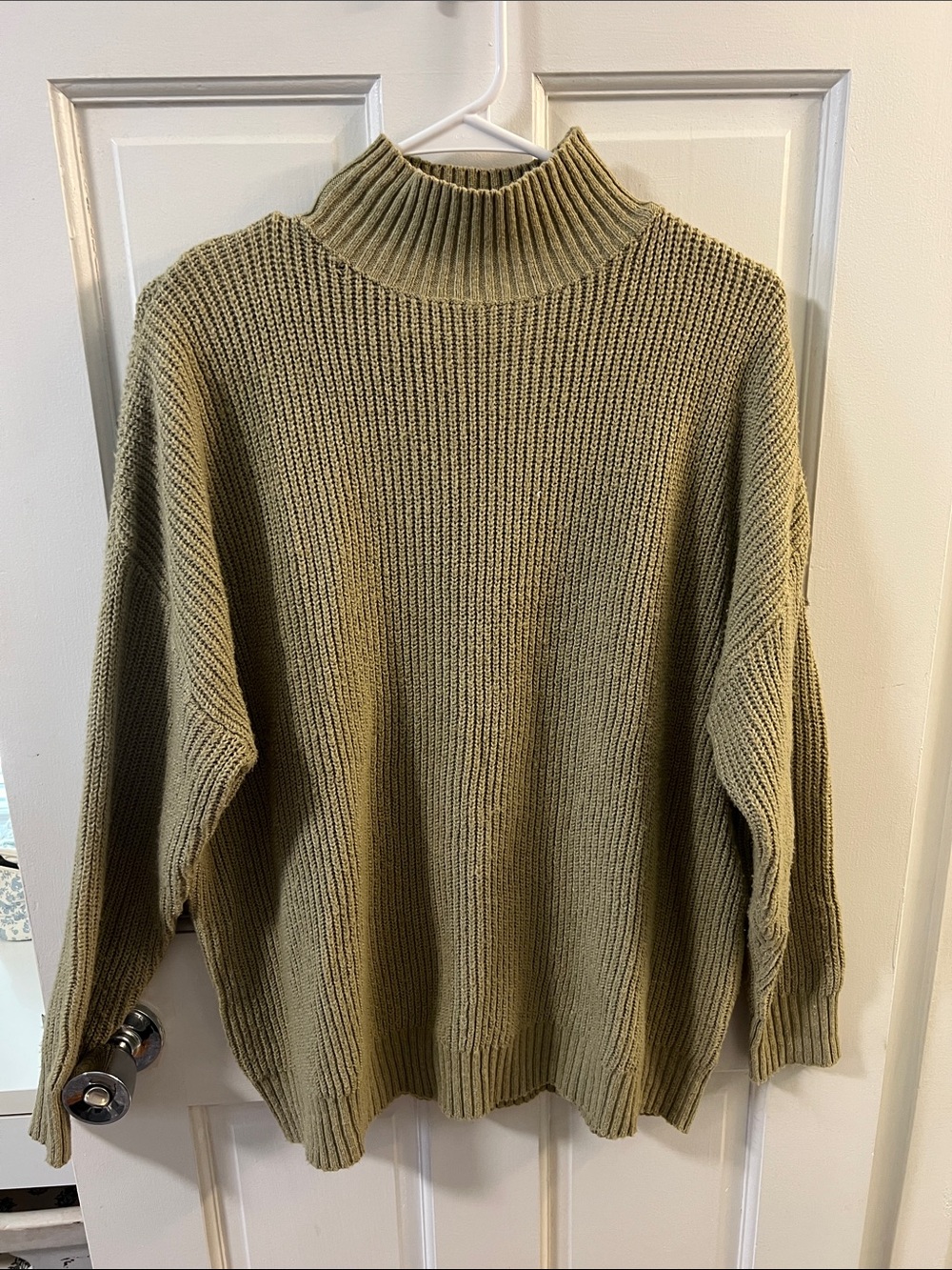 Relaxed Olive Crewneck Sweater - Women